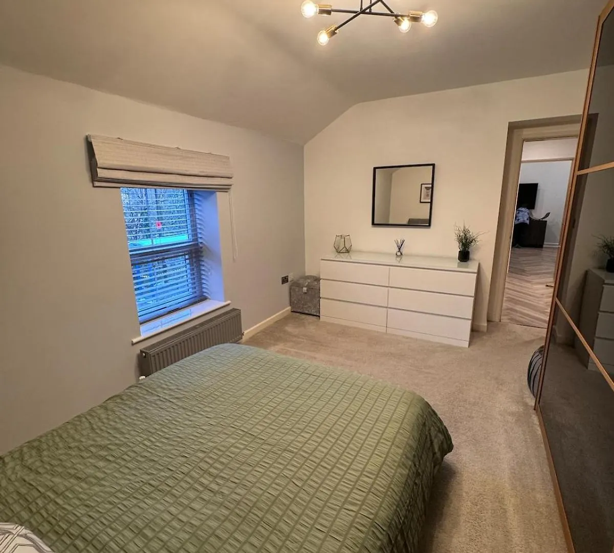 Apartment In Oughtibridge Sheffield 0*,